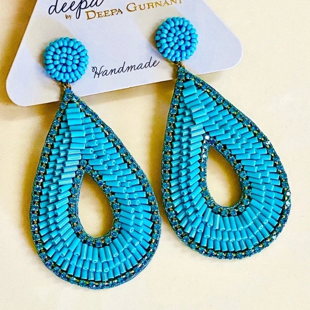 🌟 HOST PICK 🌟 Like New Anthropologie Deepa Gurnani Turquoise Hoop Chande… - Picture 7 of 15